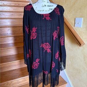Black and Red Floral Fringe long tunic top